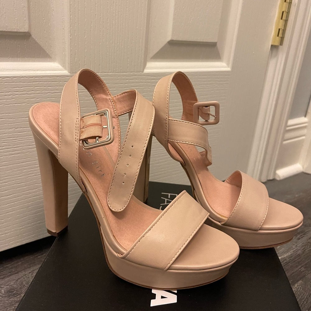 Madden Girl Heels, sz 7